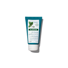 Load image into Gallery viewer, Conditioner with chamomile - travel size 1.6 oz