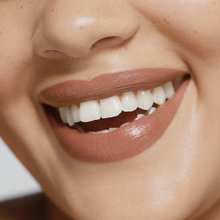 Load image into Gallery viewer, BECCA ULTIMATE LIP LOVE Bare