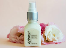 Load image into Gallery viewer, Colostrum Luminous Glow Cream™ 2 oz