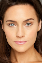Load image into Gallery viewer, Sheer Wisdom™ Lip Oil Ballet Blush