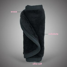 Load image into Gallery viewer, MakeUp Eraser - Floral Print