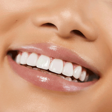 Load image into Gallery viewer, Champagne Pop Collector’s Edition - Glow Gloss - Champagne Crème