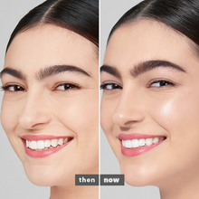 Load image into Gallery viewer, Shimmering Skin Perfector Pressed Highlighter - Champagne Pop