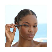Load image into Gallery viewer, Heated Eyelash Curler