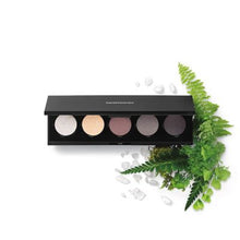 Load image into Gallery viewer, Bounce & Blur Eyeshadow Palette
