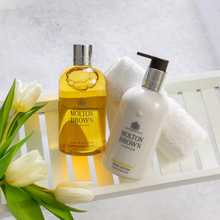 Load image into Gallery viewer, Vetiver & Grapefruit Body Lotion