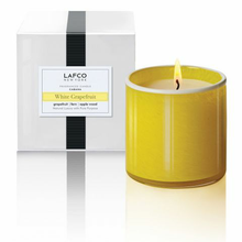 Load image into Gallery viewer, 15.5oz White Grapefruit Signature Candle - Cabana
