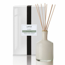 Load image into Gallery viewer, 15oz Feu de Bois Reed Diffuser - Ski House
