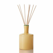 Load image into Gallery viewer, 15oz French Lilac Reed Diffuser - Pool House
