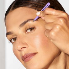 Load image into Gallery viewer, Mini Slant Tweezer  Blooming Lilac

