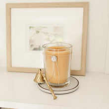 Load image into Gallery viewer, Aromatic Large Candle Champaca
