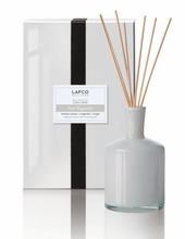 Load image into Gallery viewer, Guest Room Diffuser - Star Magnolia
