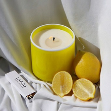 Load image into Gallery viewer, 6.5oz White Grapefruit Classic Candle - Cabana
