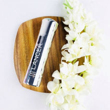 Load image into Gallery viewer, Retexturizing Treatment Cream with Glycolic Acid 10x 1.7 fl.oz. airless
