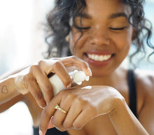 Load image into Gallery viewer, Facial Emulsion Enzyme Moisturizer  2 oz
