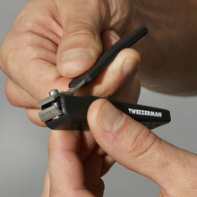 Load image into Gallery viewer, Precision Grip Toenail Clipper
