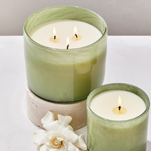 Load image into Gallery viewer, 30.0oz Fresh Cut Gardenia 3-Wick Candle - Living Room
