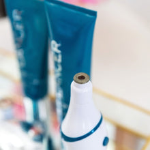 Load image into Gallery viewer, PRO POLISH Microdermabrasion Device - Filter and Tweezer Set Tool
