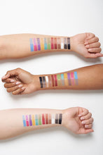 Load image into Gallery viewer, Stila Double Dip™ Suede Shade™ and Glitter &amp; Glow Liquid Eye Shadows Beach Wave
